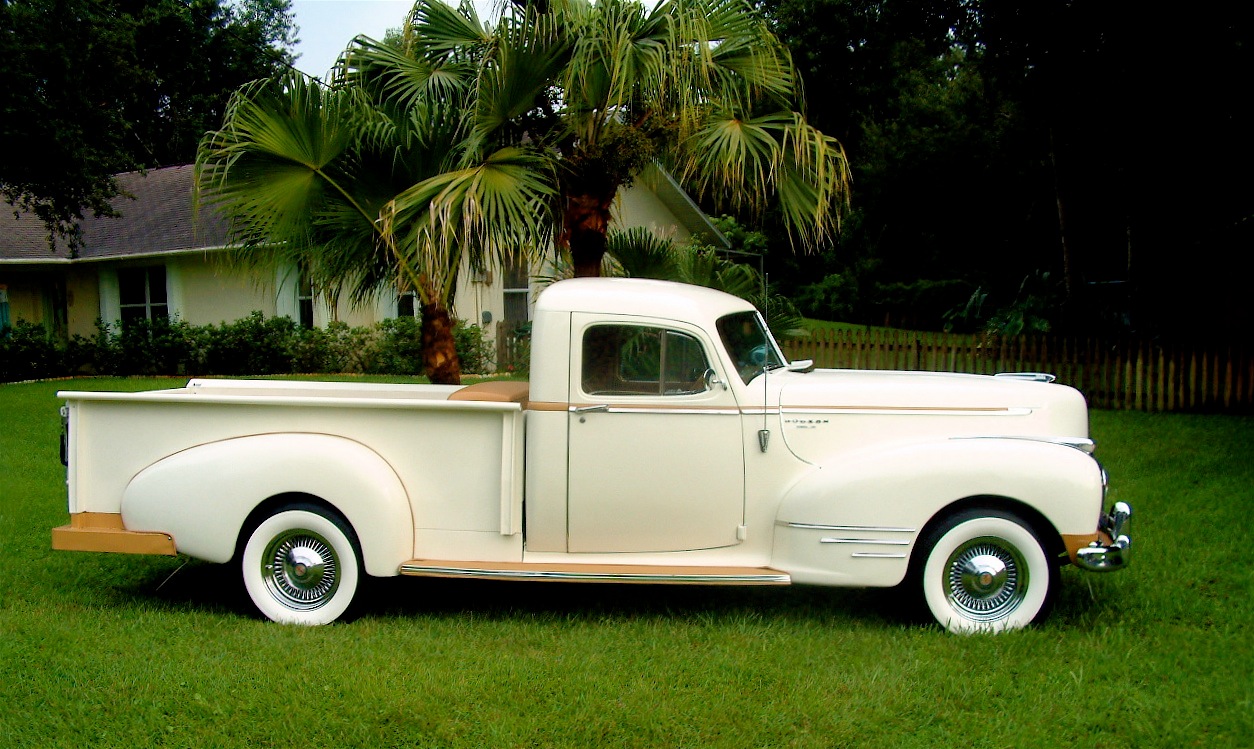 1946 Truck w/ White Wall Tires 4